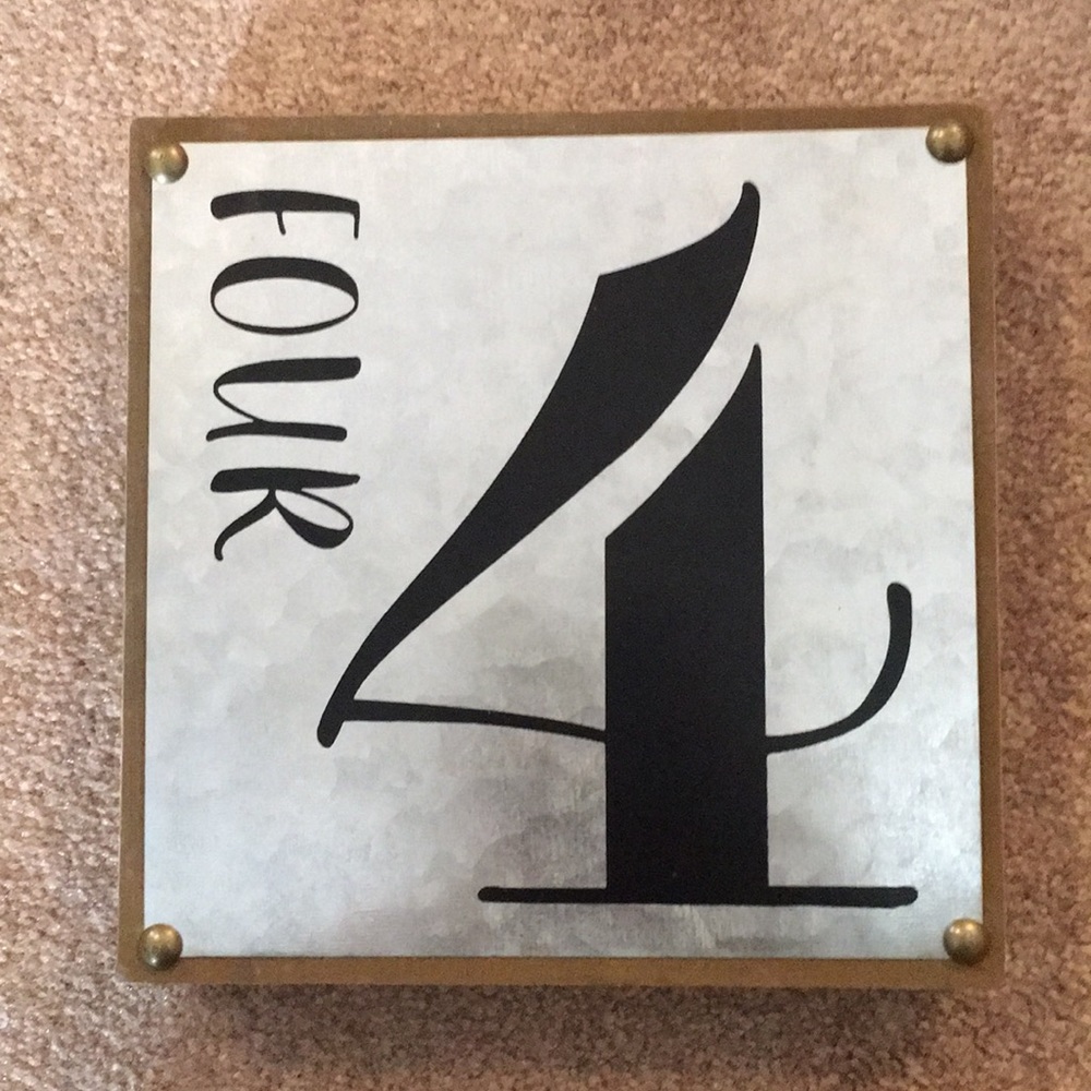 Farmhouse Decor “4 Sign”